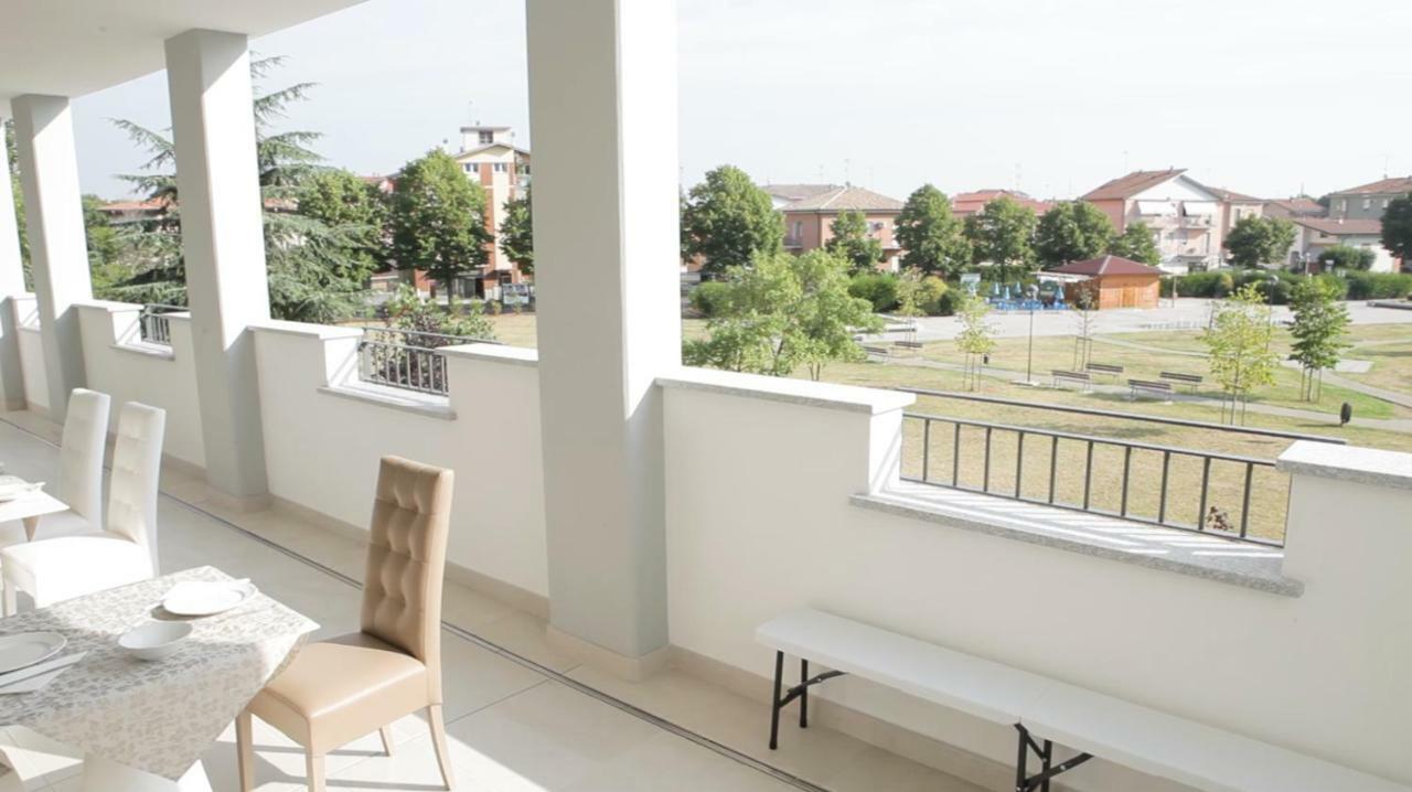 Affittacamere Piacenza Palace ภายนอก รูปภาพ